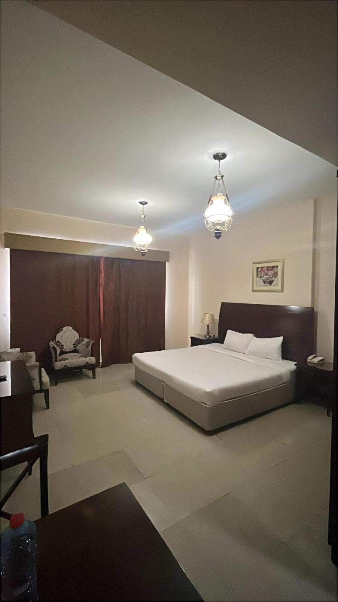 Clifton International Hotel Fujairah Exteriör bild