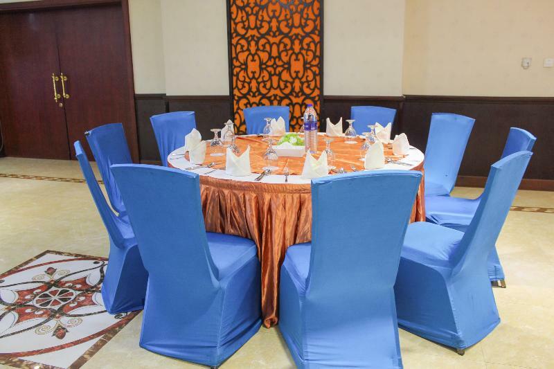 Clifton International Hotel Fujairah Exteriör bild